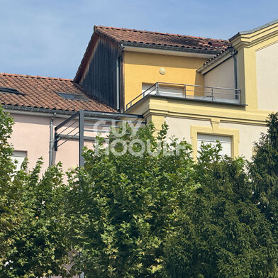 Appartement 4 pièces 235000 €