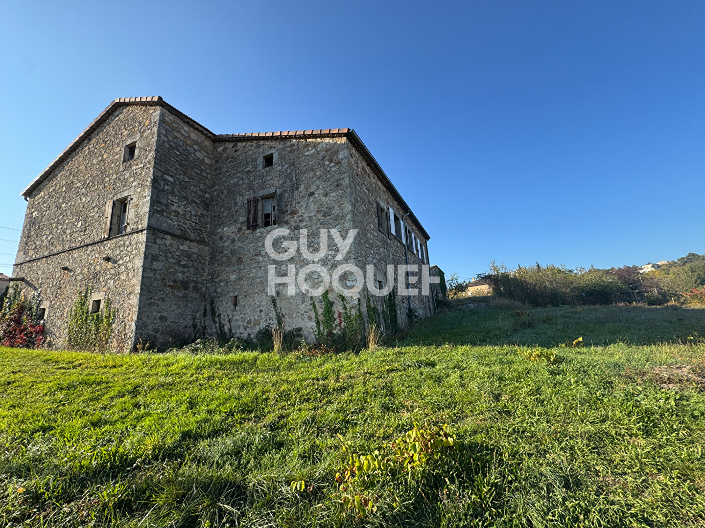 Villa / Maison  T9 à vendre Lachapelle-sous-Aubenas 07200