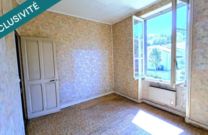 Appartement lumineux et traversant à rénover — photo 4