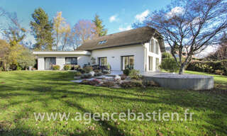 Maison 6 Pièces 215 m² à vendre à Saint-Genis-Pouilly (01630)