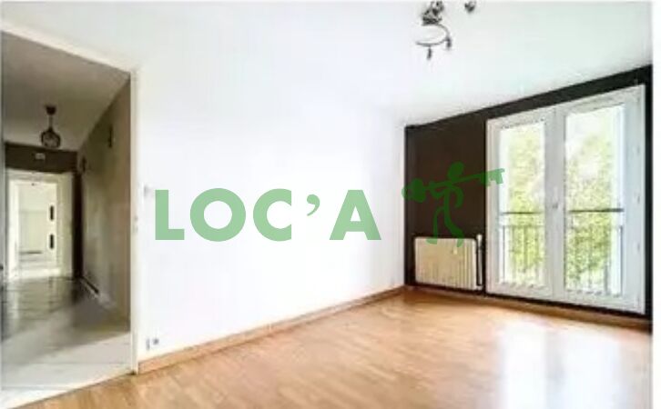 Photo Location T4 74 m² à Quetigny 987 ¤ CC /mois image 3/4