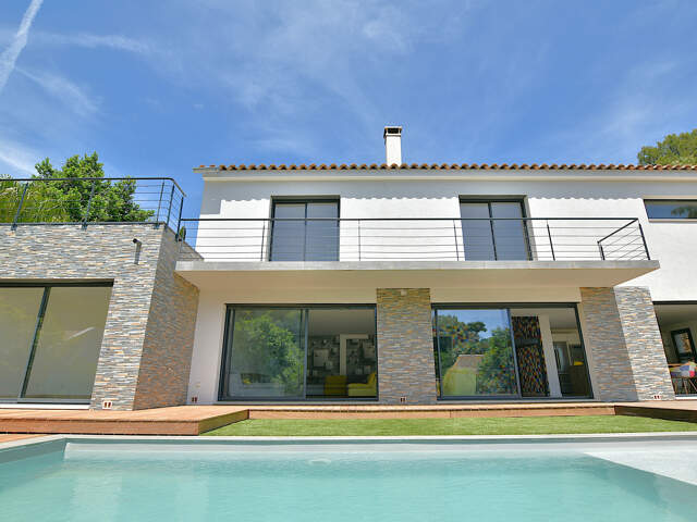 NOUVEAUTE LS PROPERTIES A CARQUEIRANNE : A 1,5 km du port et — photo du bien