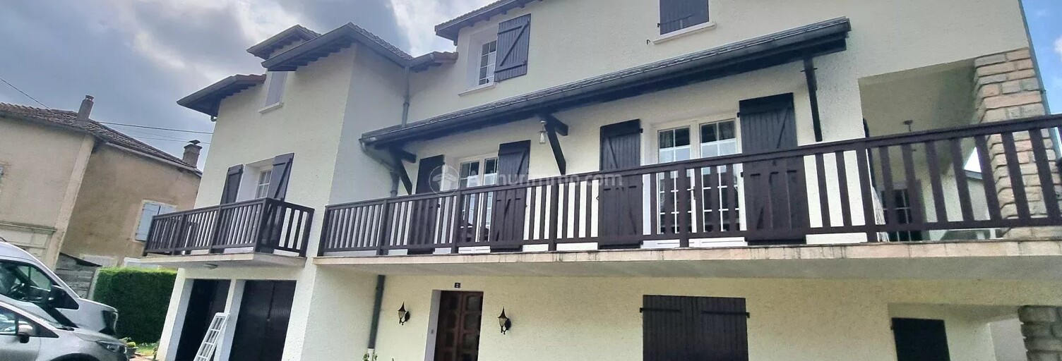 Maison 9 Pièces 218 m² à vendre à Vrécourt (88140)