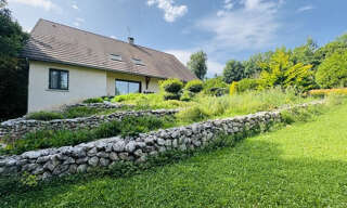 Maison 8 Pièces 255 m² à vendre à Saint-Laurent-en-Beaumont (38350)