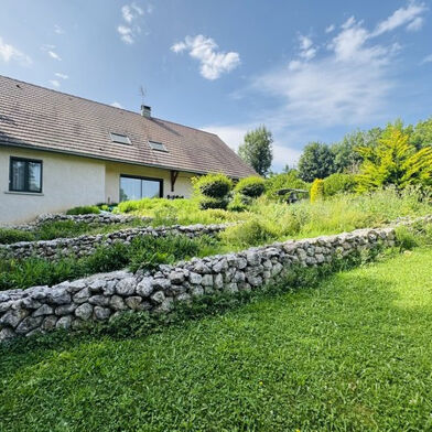 Maison 8 pièces 350000 €