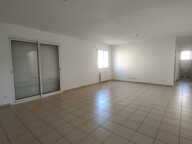 MAISON PLAINPIED AVEC TERRAIN ST SERNIN — photo 3