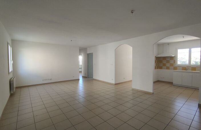 MAISON PLAINPIED AVEC TERRAIN ST SERNIN — photo 4