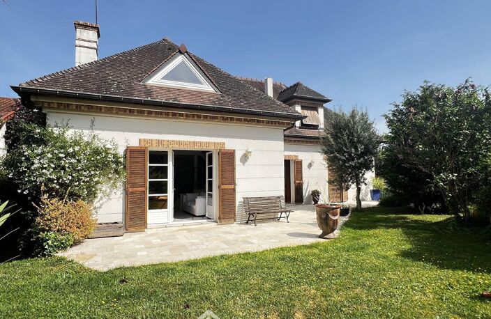 Maison - 190m² - Thiais — photo 2
