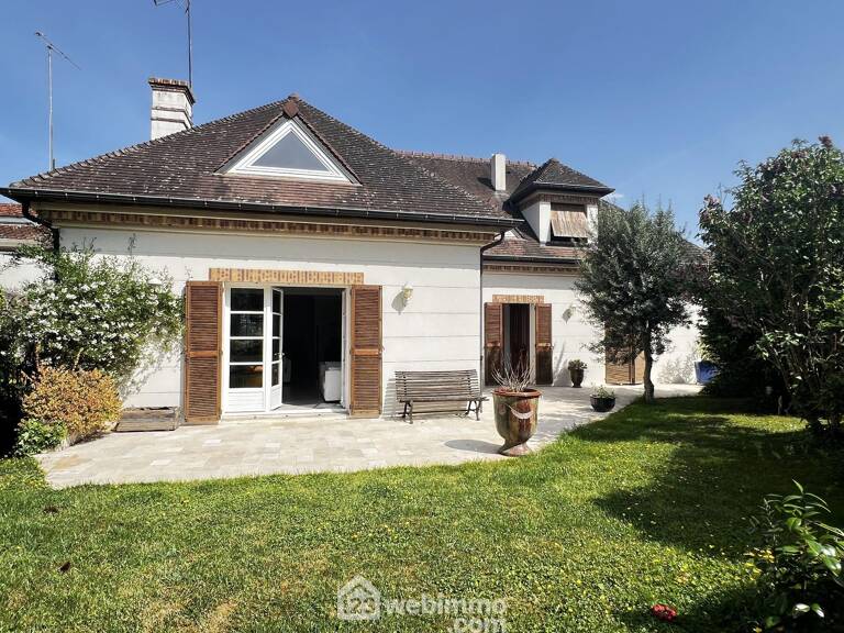 Maison - 190m² - Thiais — photo 1