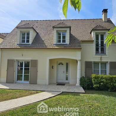 Maison 8 pièces 596000 €