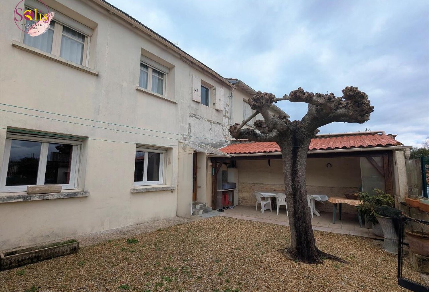 Vente maison 6 pièces 230 m² Burie (17770) — photo 1