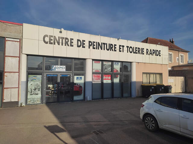 AUXERRE - 9 RUE DU MOULIN DU PRESIDENT - BATIMENT DE 370M²  - TERRAIN DE 772M²- PARKING — photo du bien