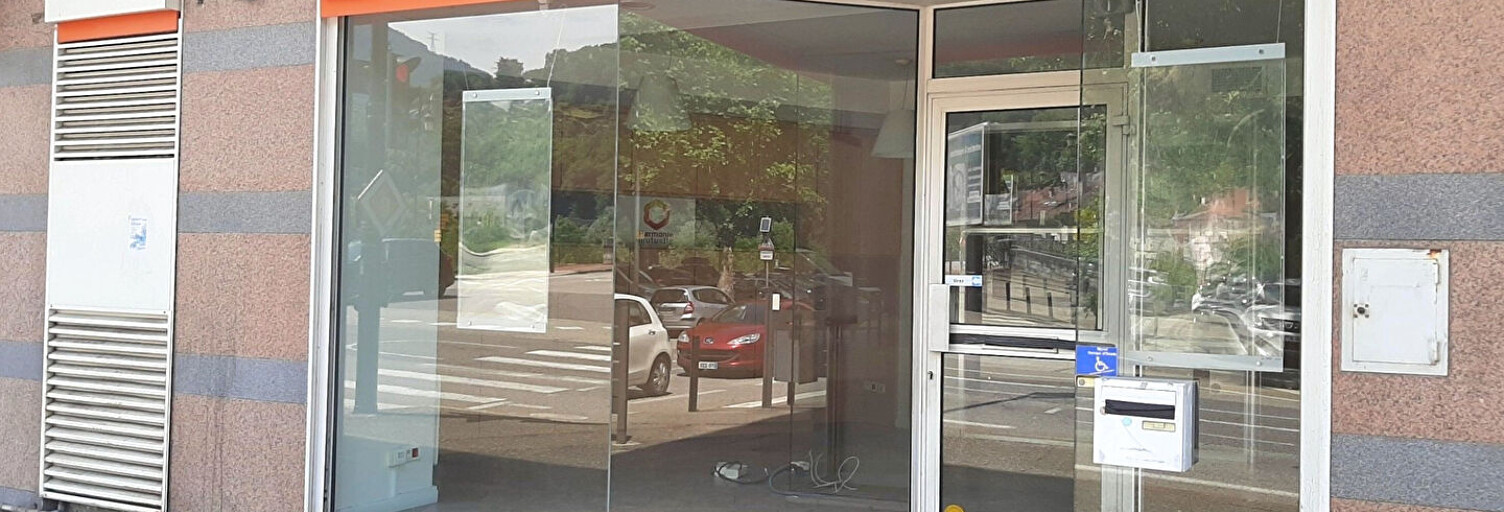 Commerce 4 Pièces 92 m² à vendre à Albertville (73200)