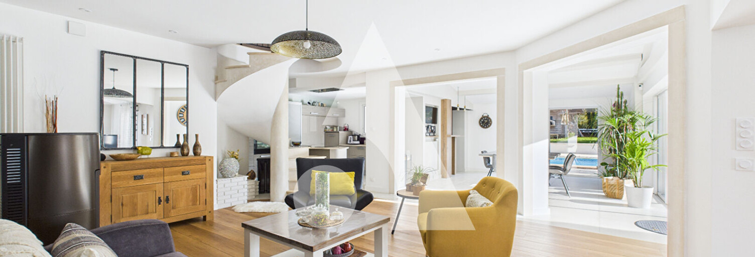 Maison 7 Pièces 218 m² à vendre à La Roche-sur-Yon (85000)