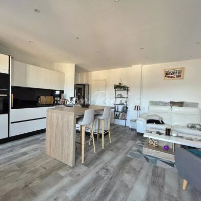 Appartement 2 pièces 250000 €