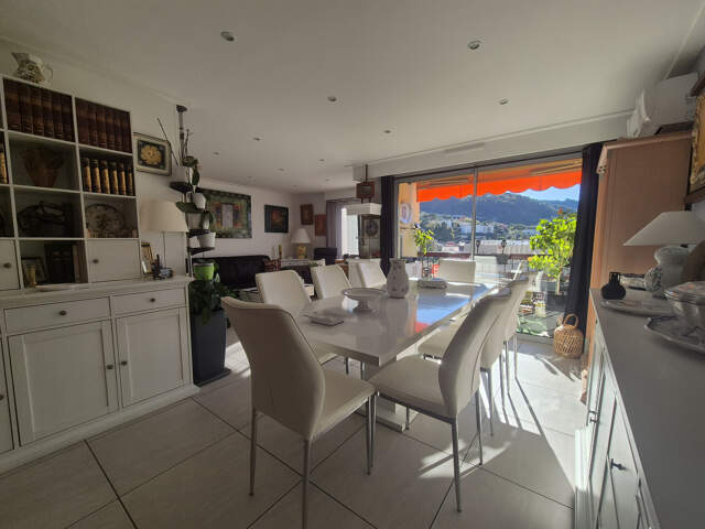 Appartement 3 pièces -- 78 m2 -- La Trinité (06340) — photo du bien