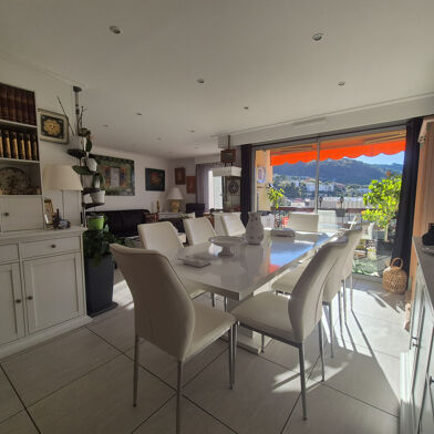 Appartement 3 pièces 305000 €