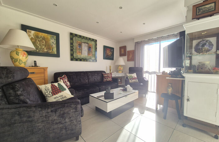 Appartement 3 pièces -- 78 m2 -- La Trinité (06340) — photo 3