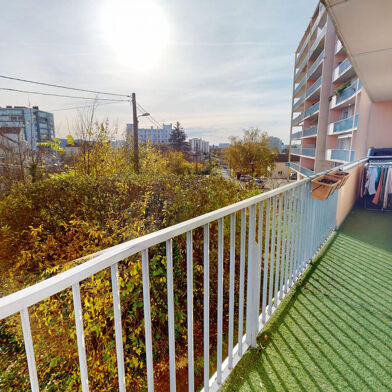 Appartement 5 pièces 171500 €