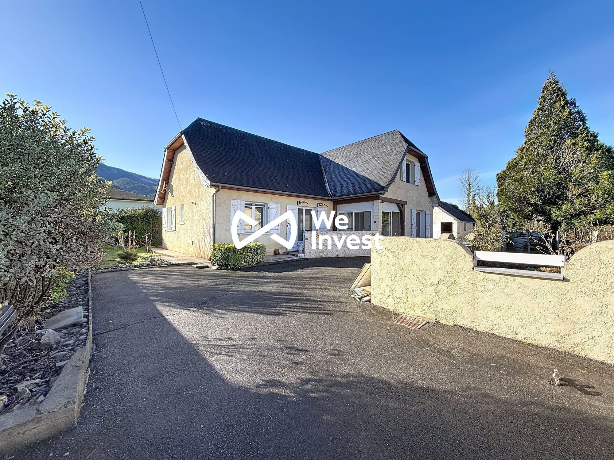 Villa / Maison 8 pièces  à vendre Arudy 64260