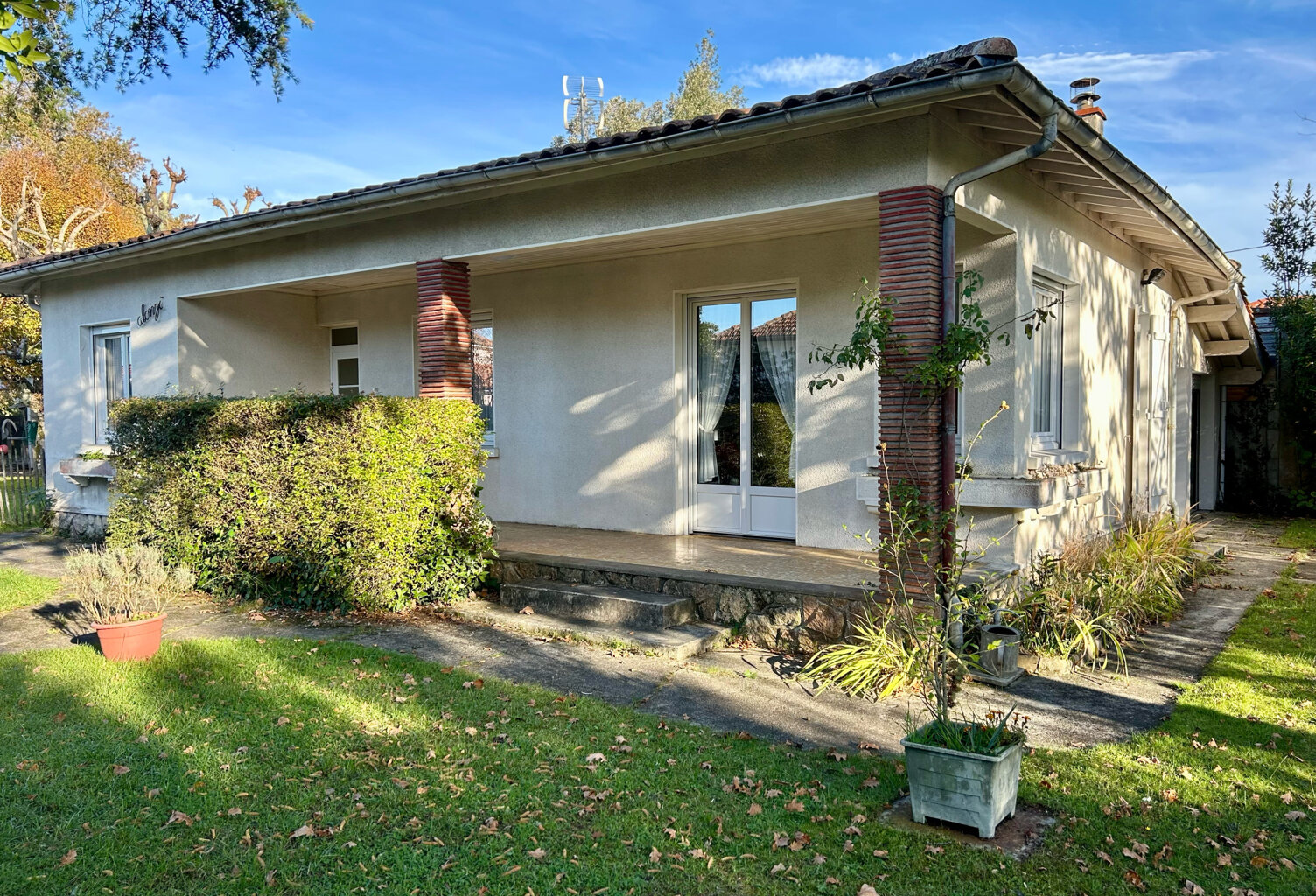 Arès, Maison 4 pièces moins de 100 mètres du bassin — photo 1