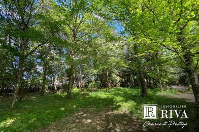 Terrain  262000 €