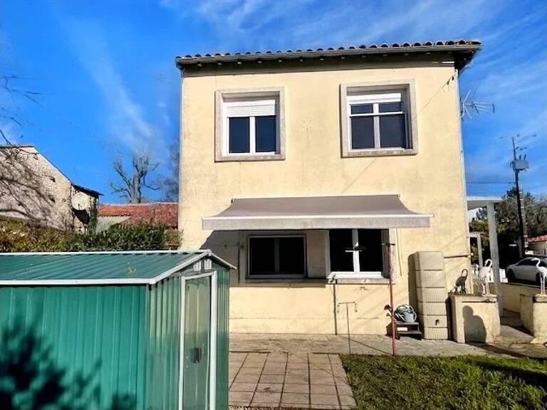 EXCLUSIVITÉ – Maison à étage de 97 m² avec dépendances et jardin — photo 1