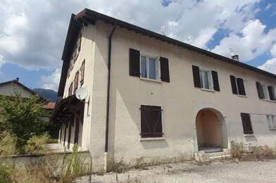 Appartement 4 pièces 307000 €