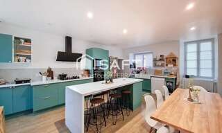 Maison 7 Pièces 145 m² à vendre à Saint-Pierre-des-Échaubrognes (79700)