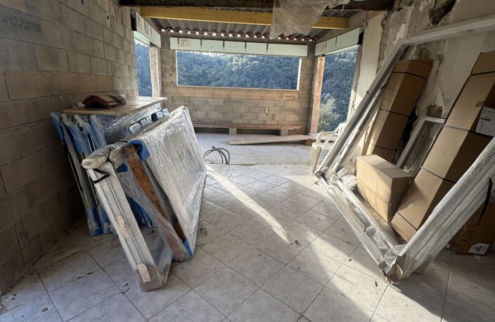 À VENDRE   APPARTEMENT T5 À RÉNOVER   L'ESCARENE (06390) — photo 5