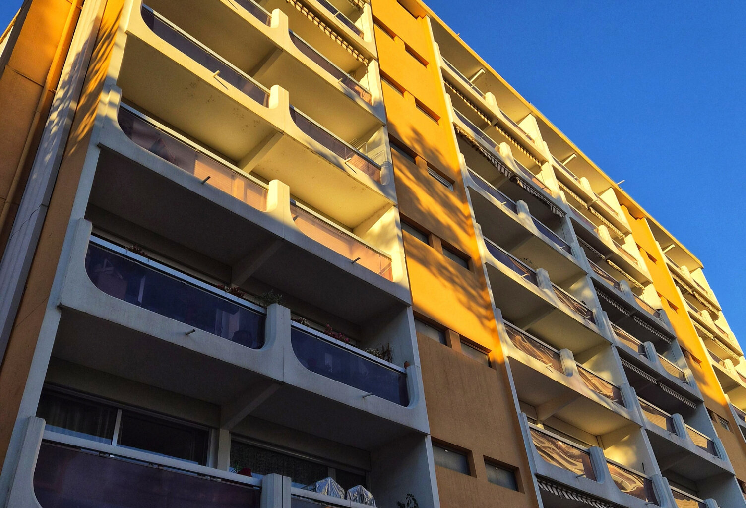 À vendre : Superbe T2 idéalement situé en plein centre-ville — photo 1