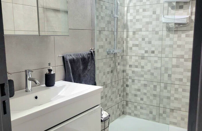 À vendre : Superbe T2 idéalement situé en plein centre-ville — photo 5