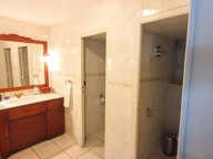 Bel immeuble, Meaux centre, 300m2 habitables sur 3 niveaux — photo 4