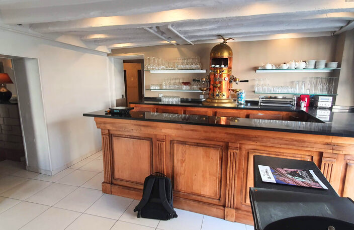 Bel immeuble, Meaux centre, 300m2 habitables sur 3 niveaux — photo 5