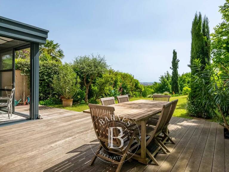Chemin de Fontanières - Appartement de 112,25 m² - Jardin de 220 m² - 2 / 3 Chambres — photo 1