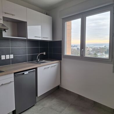 Appartement 2 pièces 805 €