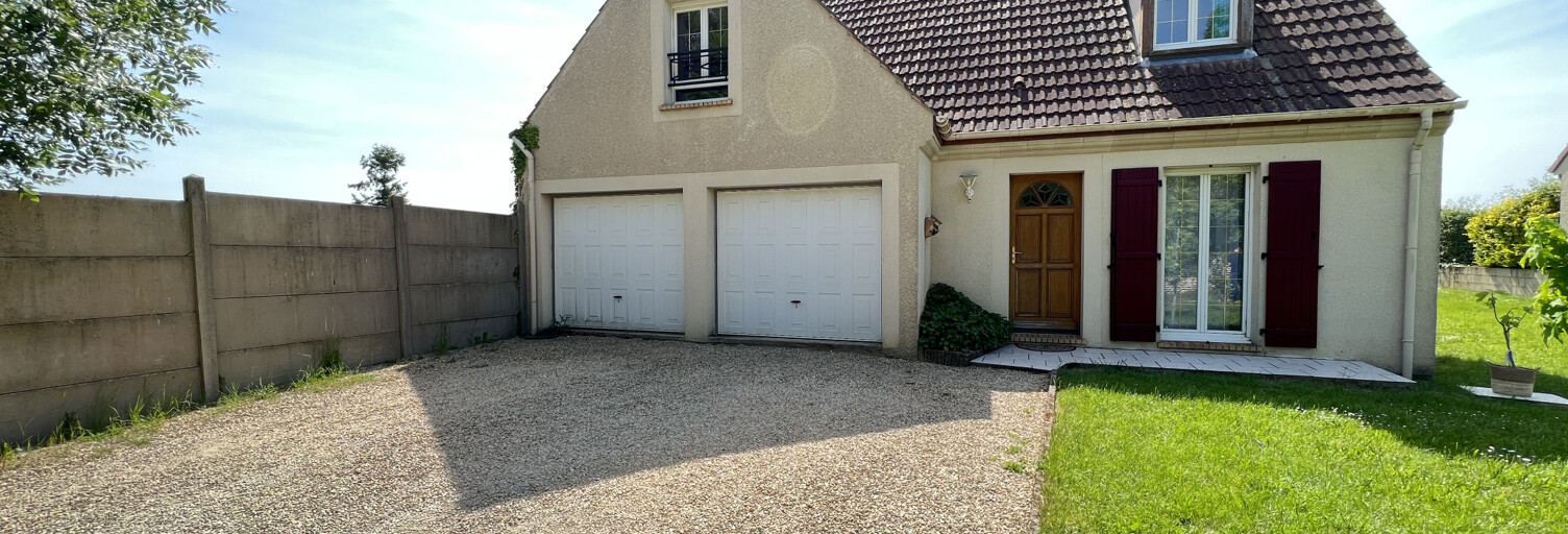 Maison 6 Pièces 113 m² à louer à Auneau-Bleury-Saint-Symphorien (28700)