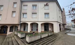 Commerce  133 m² à louer à La Tour-de-Salvagny (69890)