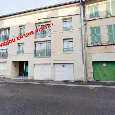 Appartement 4 pièces 99500 €