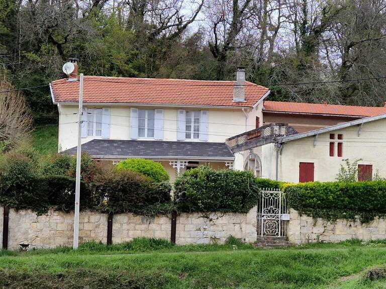 Ensemble immobilier — photo 1