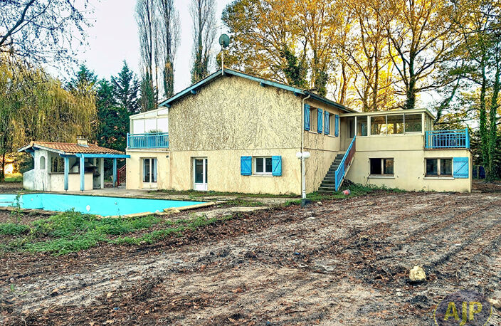 Maison à rénover dans un environnement calme ! — photo 2