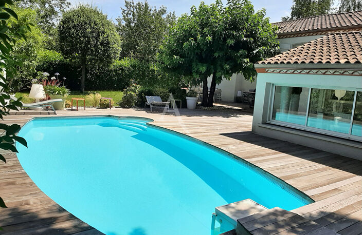 Albi, Maison de 260 m² — photo 4