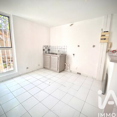 Appartement 3 pièces 180000 €