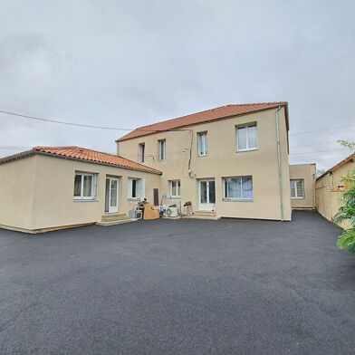 Immeuble  393750 €