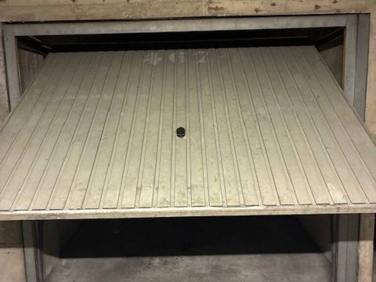 Garage  13 m² — photo 1