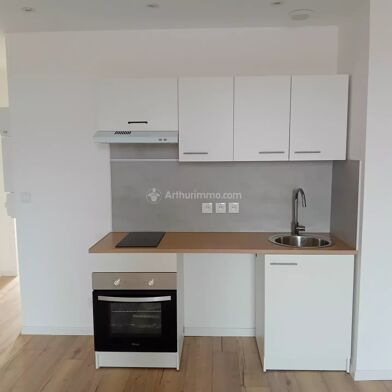 Appartement 3 pièces 530 €