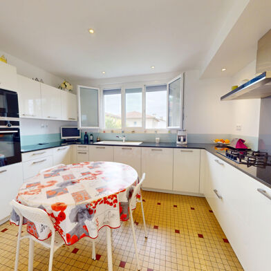 Appartement 4 pièces 198000 €