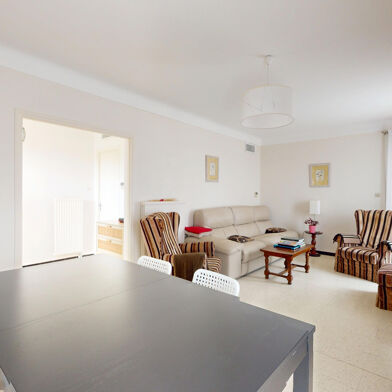 Appartement 4 pièces 198000 €