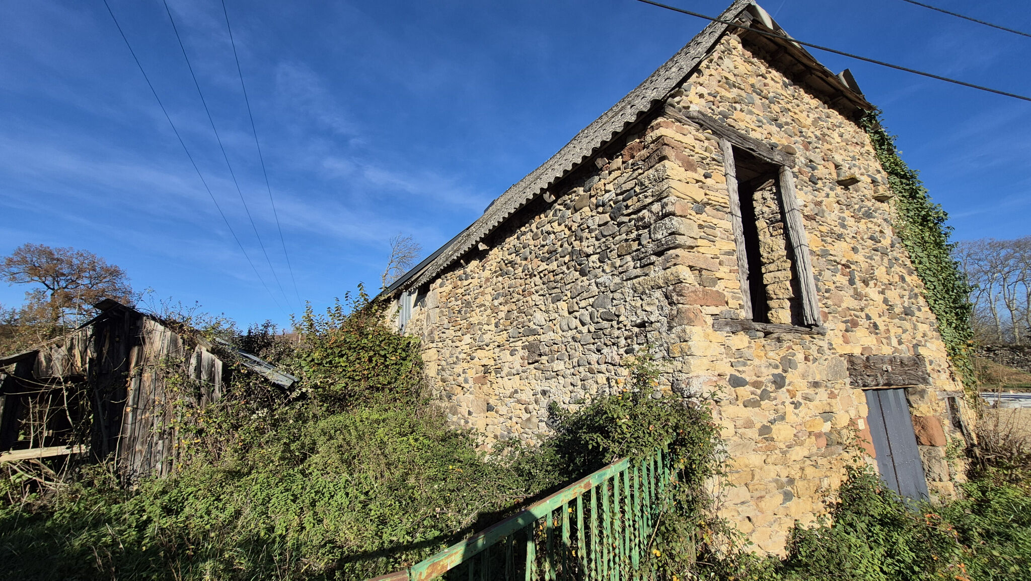 Villa / Maison  T1 à vendre Saint-Côme-d'Olt 12500