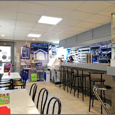 Commerce 6 pièces 93000 €